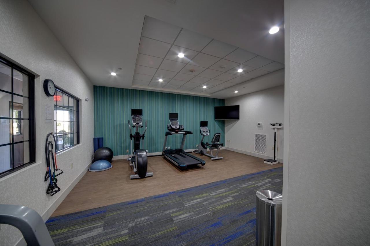 Holiday Inn Express Hotel & Suites Oklahoma City-West Yukon By Ihg Екстериор снимка