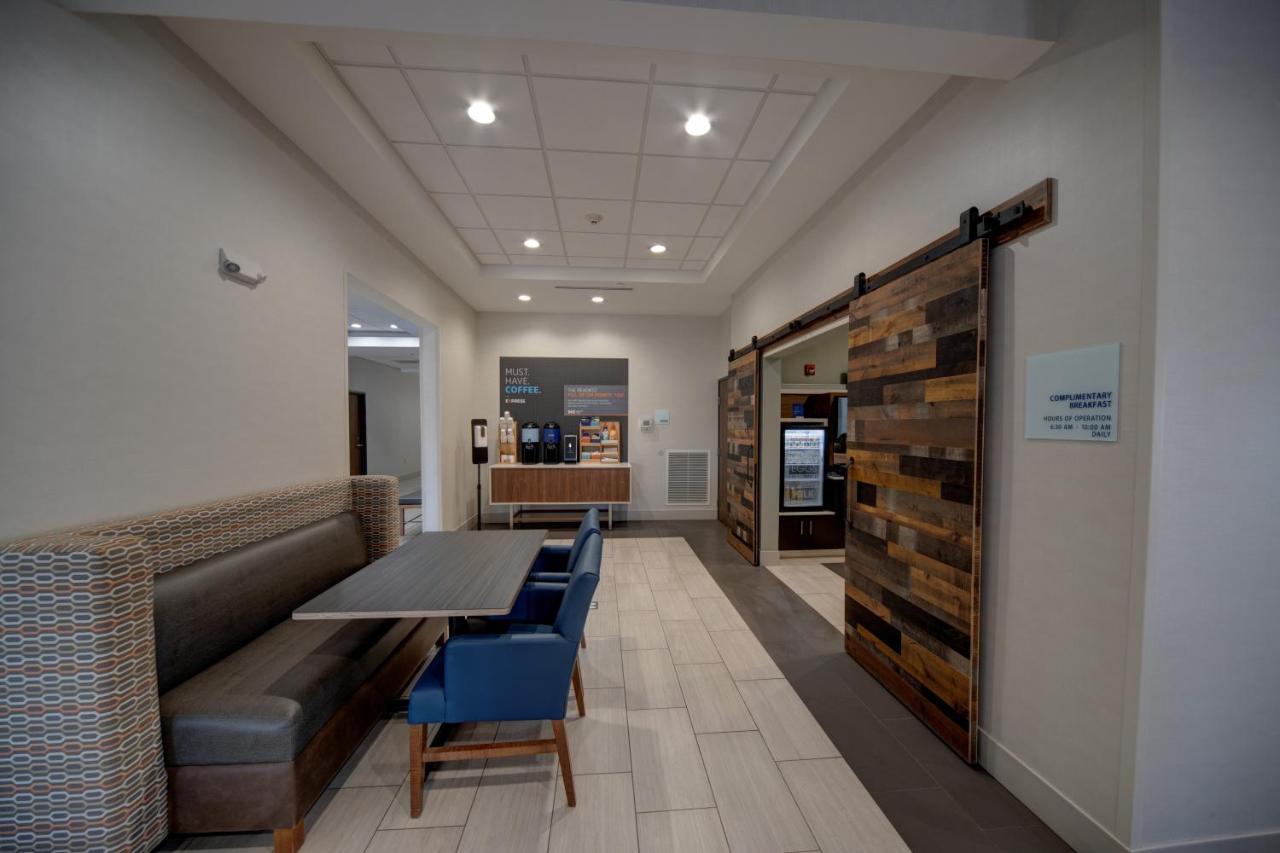 Holiday Inn Express Hotel & Suites Oklahoma City-West Yukon By Ihg Екстериор снимка